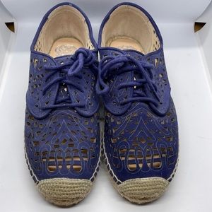 Vince Camuto Navy. 8.5 Leather cutout espadrilles